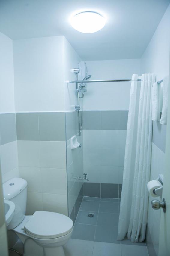 Melbourne Suites 마카티 외부 사진