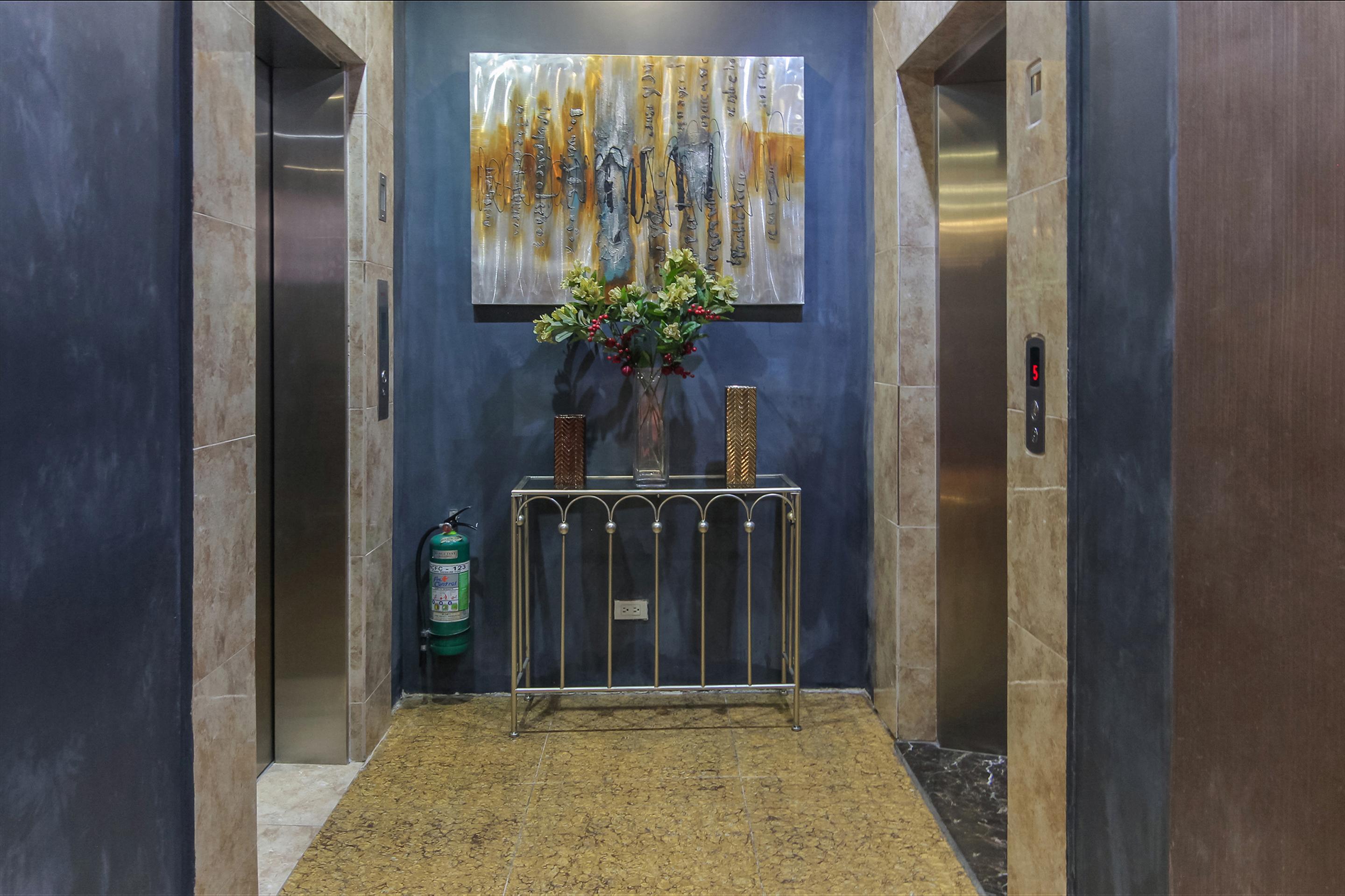 Melbourne Suites 마카티 외부 사진